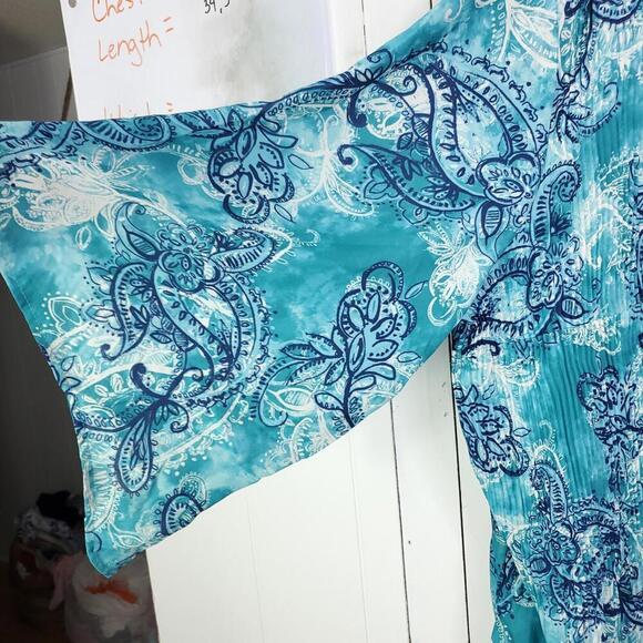 Catherines Top Womens 3X Crinkle Accordion Ocean Colorful Cutout Neckline - Picture 6 of 11